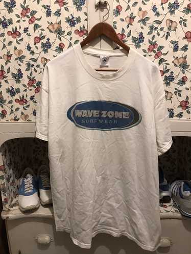 Delta × Vintage Vintage 90s Wave Zone Surfing T-sh