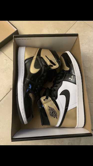 Jordan Brand Air Jordan 1 Gold Toe