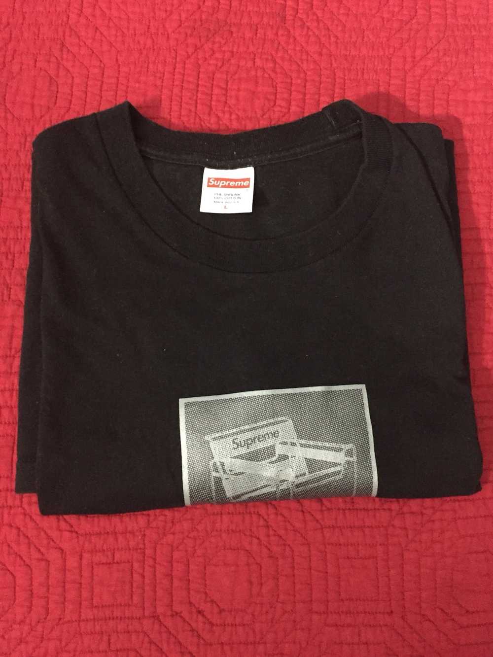 Supreme Supreme SS18 Chair Tee - image 1