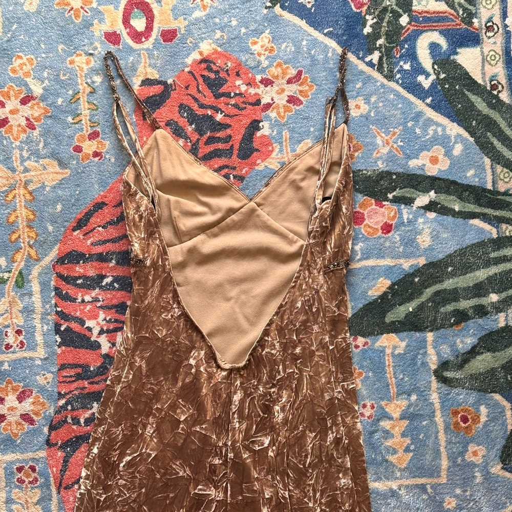 Vintage crushed velvet bronzy beaded dress - image 8