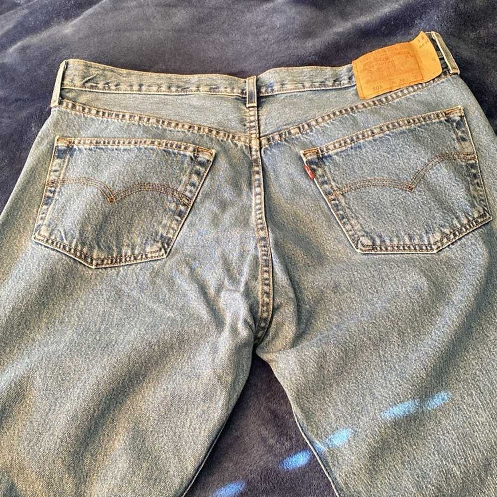 Vtg Levi’s 501 Button-fly Denim Jeans 38x30 - image 3