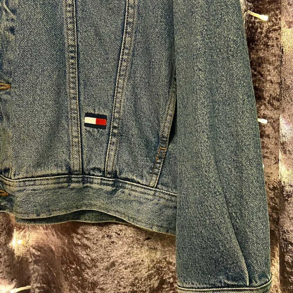 Cool vintage Tommy Hilfiger Jean jacket - image 8