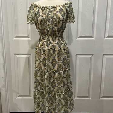 NWOT Figueroa and Flower Boho Flowy Dress