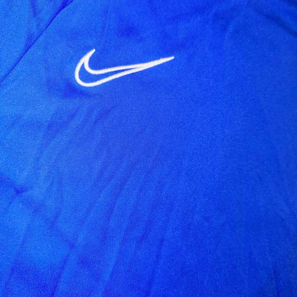 Nike sportswear soccer shirt - image 3