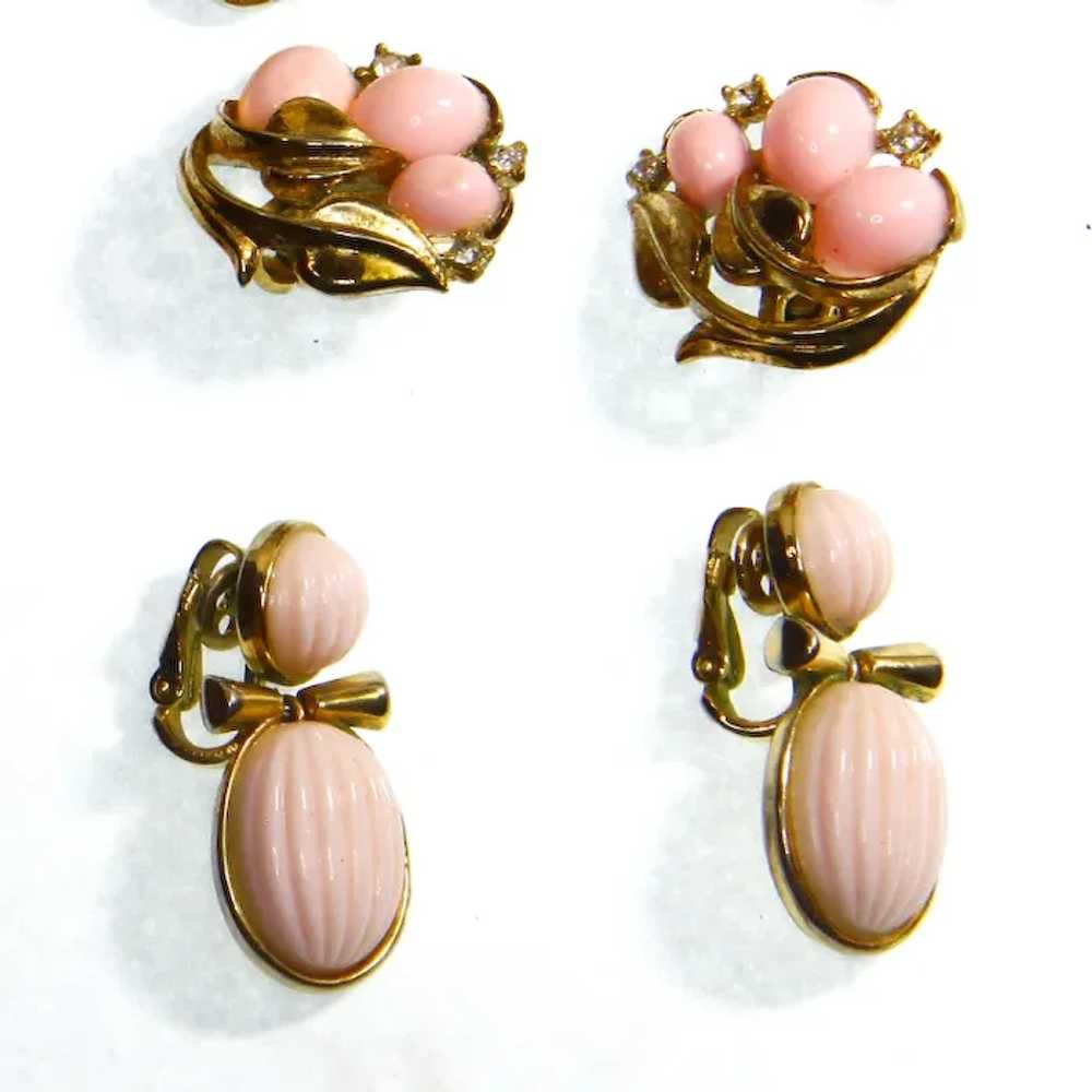 Crown Trifari Earrings Signed – Molded Glass/Luci… - image 3