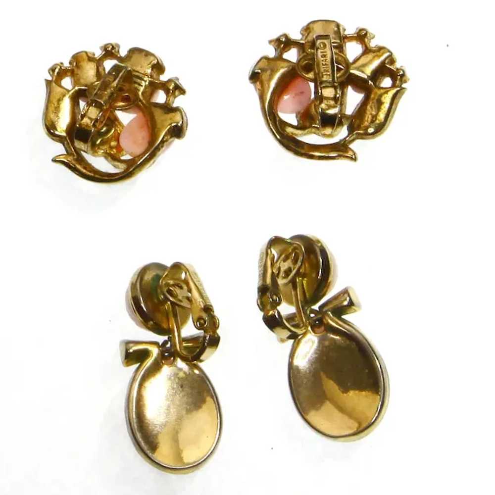 Crown Trifari Earrings Signed – Molded Glass/Luci… - image 7