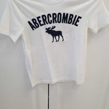 abercrombie kids t shirt size 9/10 - image 1