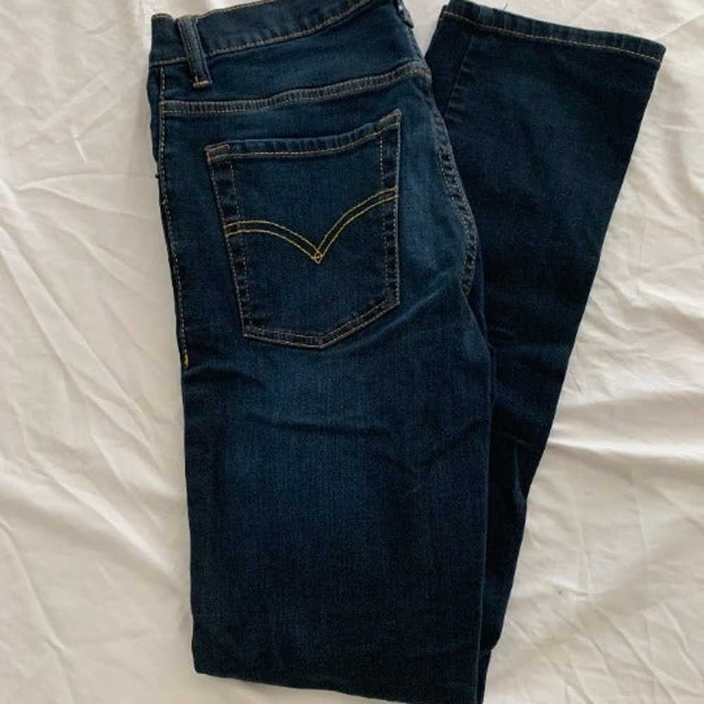 BUNDLE: (1) Shirt (1) Pair of Jeans - image 4