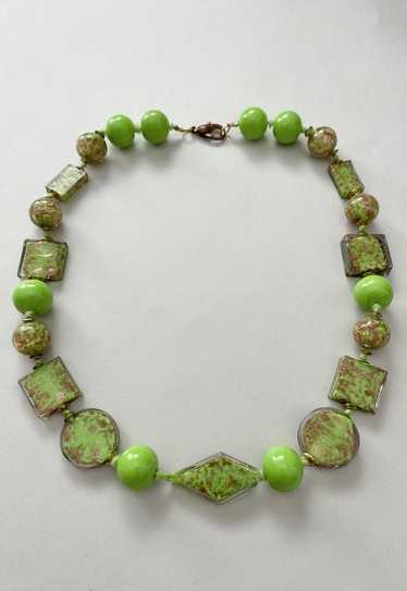 60's Vintage Ladies Necklace Green Glass Beads Chu