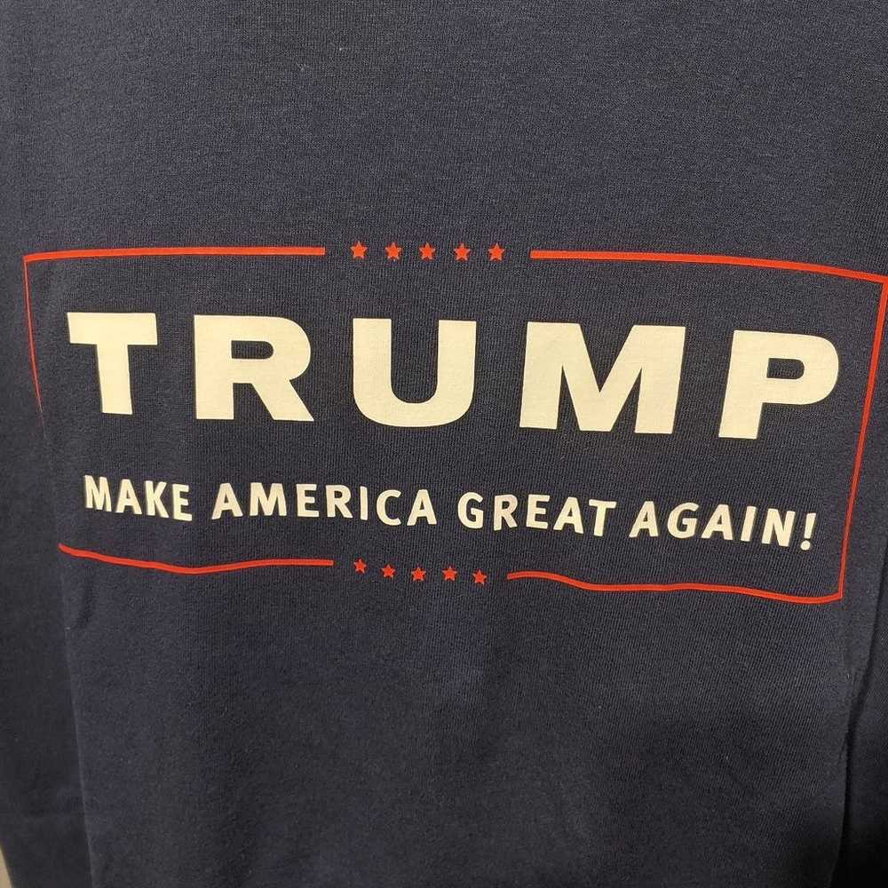 Trump Make America Great Again XL T-Shirt - image 2