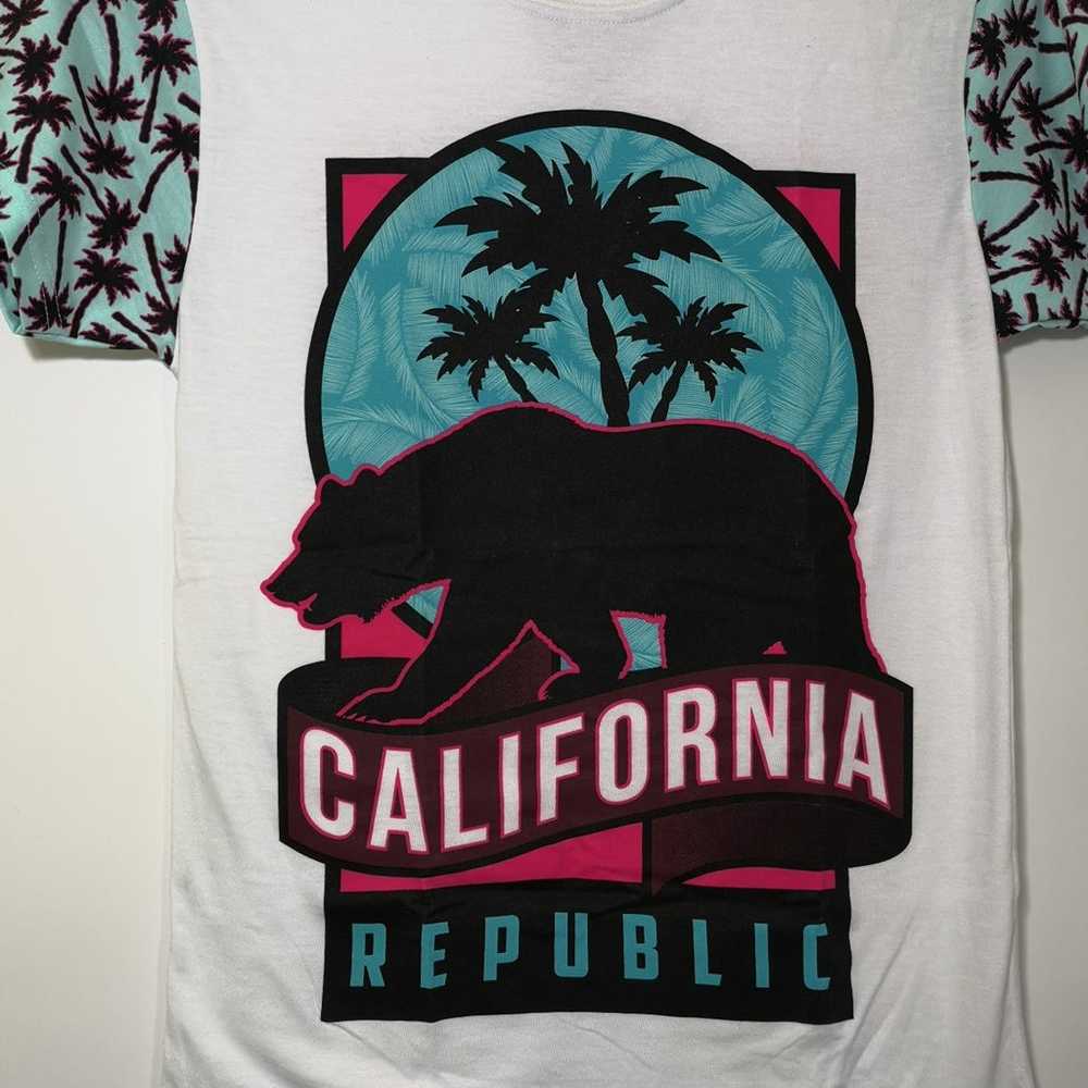 Fresh Laundry  California  Republic  Men's T-Shir… - image 2
