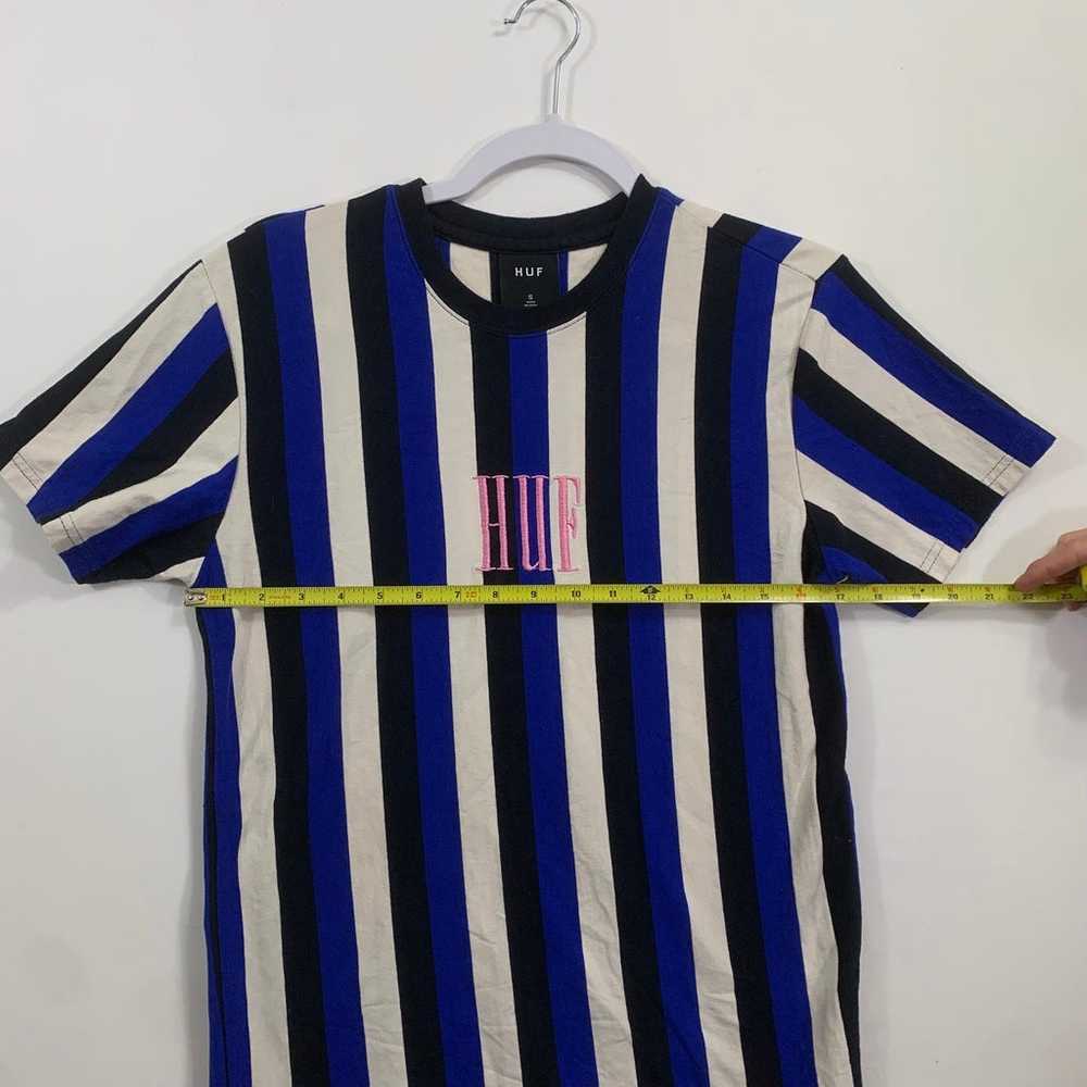 HUF Worldwide Embroidered Logo Striped T-shirt Me… - image 6
