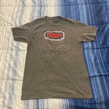 Stranger Things Mens Shirt Small Gray Red Short S… - image 1