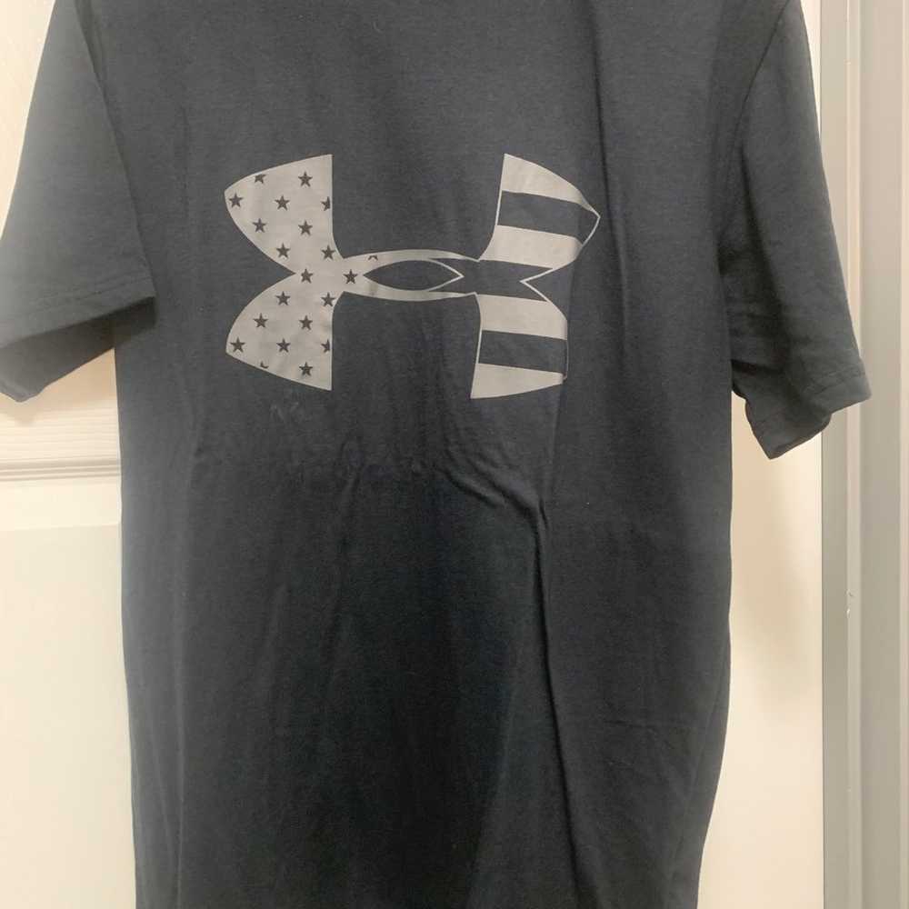 UNDER ARMOUR T-SHIRT - image 1