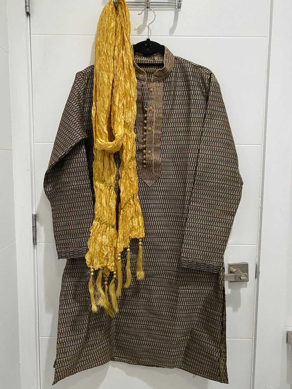 Other Indian Kurta Pyjama + Accessories - image 3