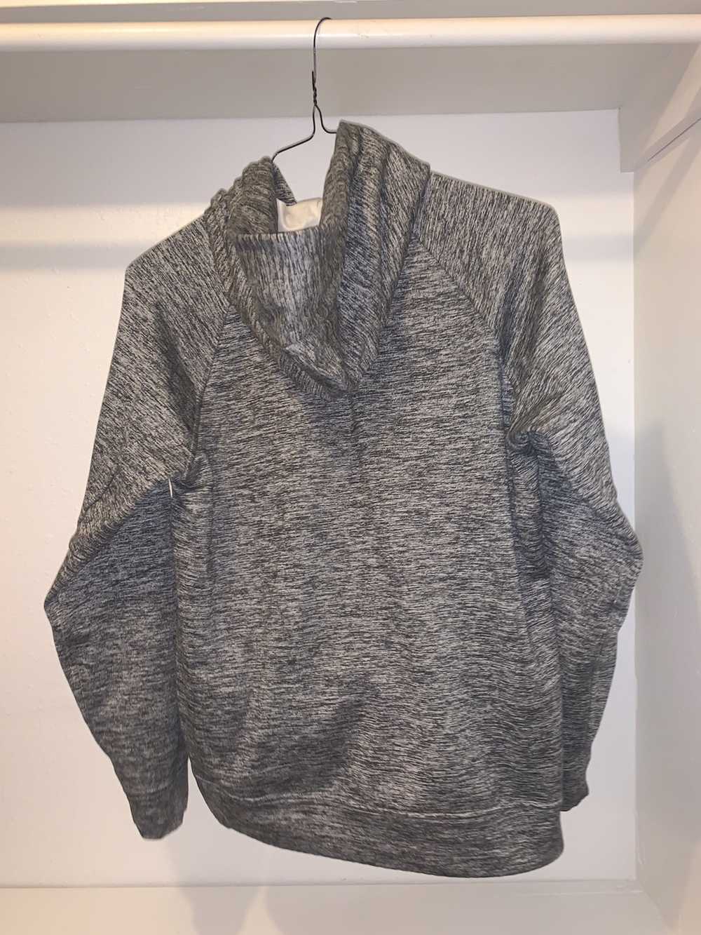 Lululemon Lululemon Pullover Fleece Hoodie - image 2