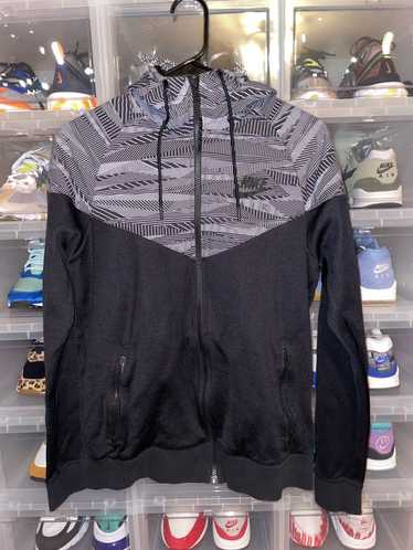 Nike Nike Black and White Light Jacket