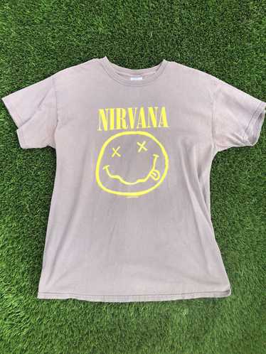 Nirvana × Vintage VINTAGE Nirvana Smiley Face Logo