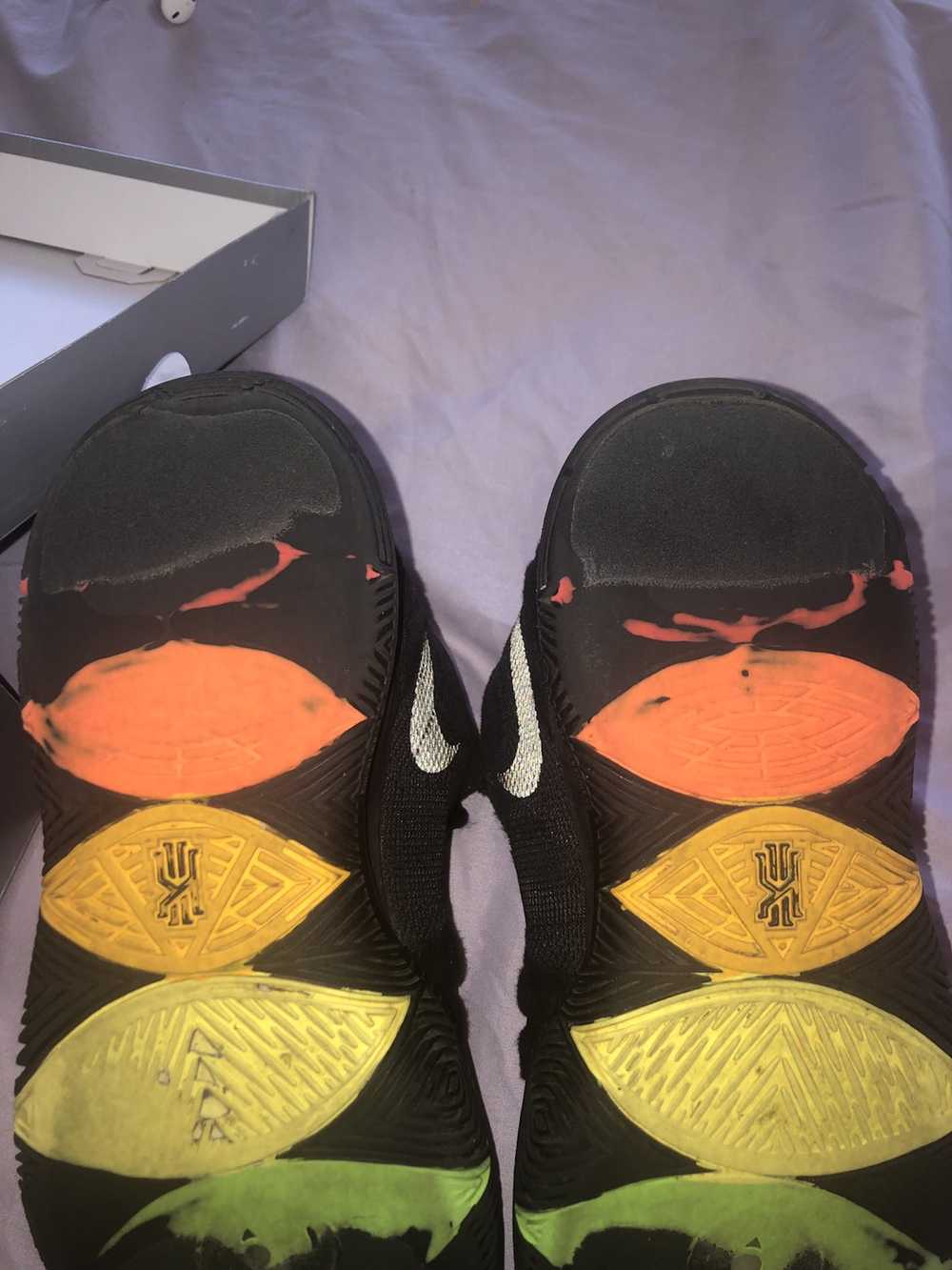 Nike Kyrie 5 neon soles - image 5