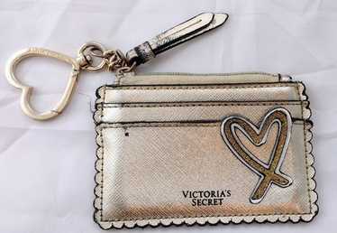 ☆Victoria's Secret Scallopローズゴールドパスポートケース☆ ☆Victoria's Secret Scallopローズゴールドパスポートケース