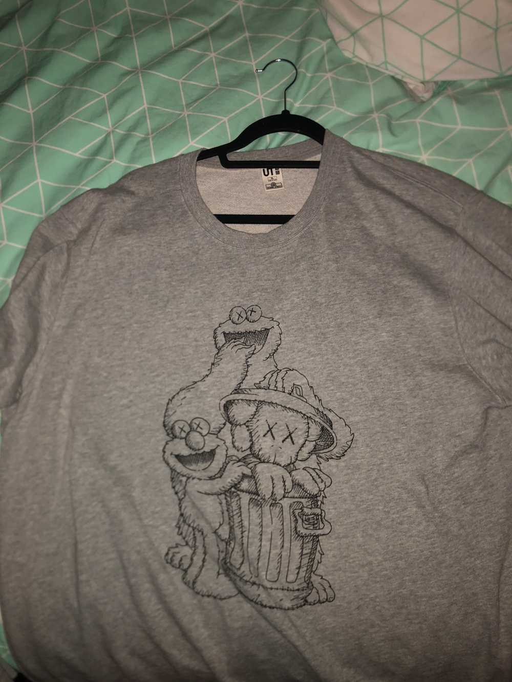 Kaws × Uniqlo Kaws X Sesame Street Grey Trash Can… - image 1