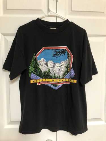 Vintage 1985 Mount Rushmore Tee