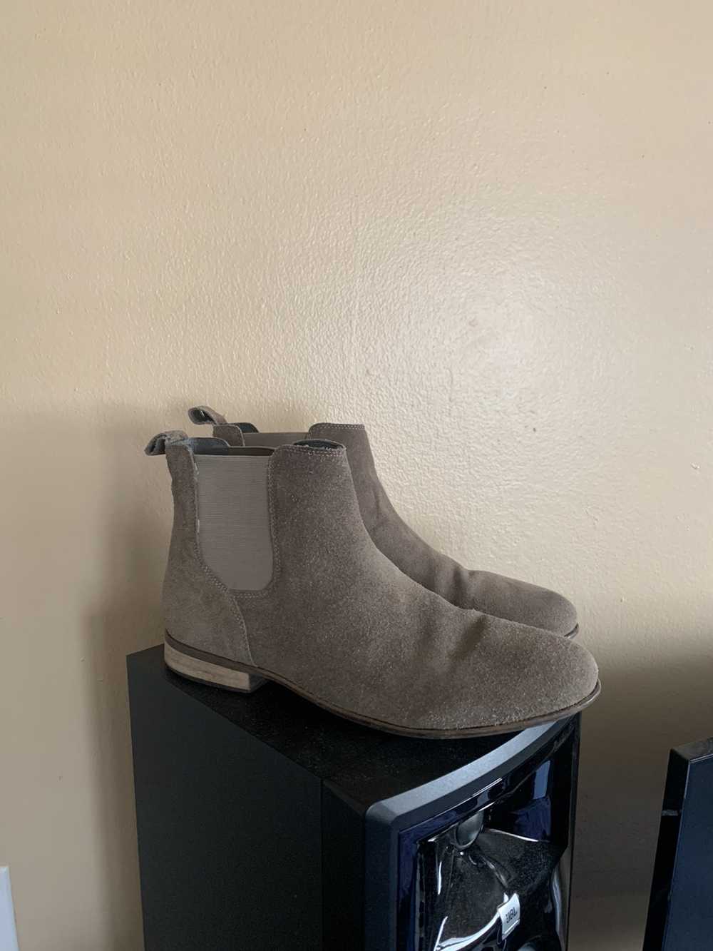 Urban Outfitters Urban Outfitters Chelsea Boots - image 3