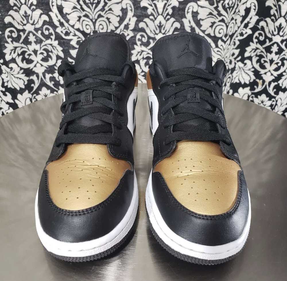 Jordan Brand × Nike Air Jordan 1 Low GS Gold Toe - image 3