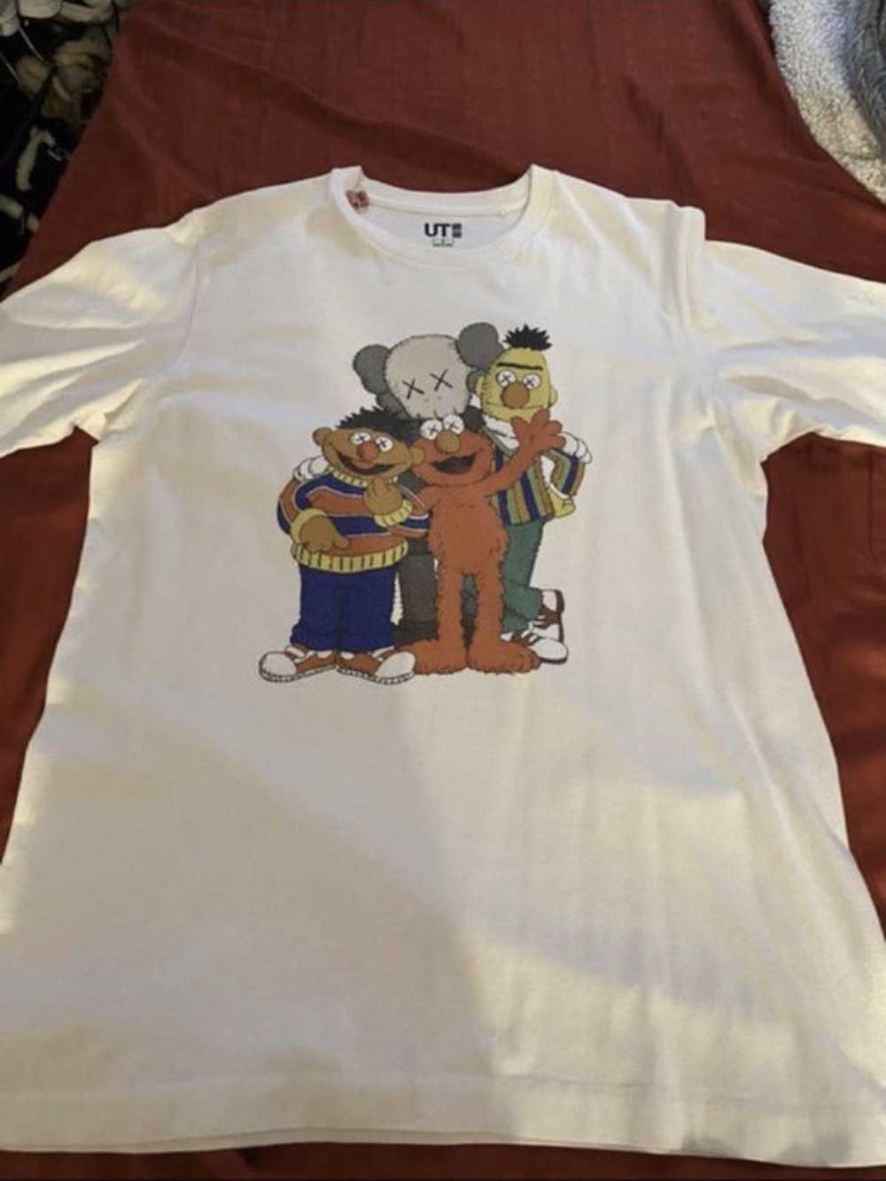 Kaws Kaws Sesame Street shirt first generation dr… - image 1