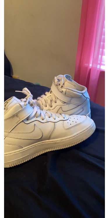 Nike White nike high top af 1