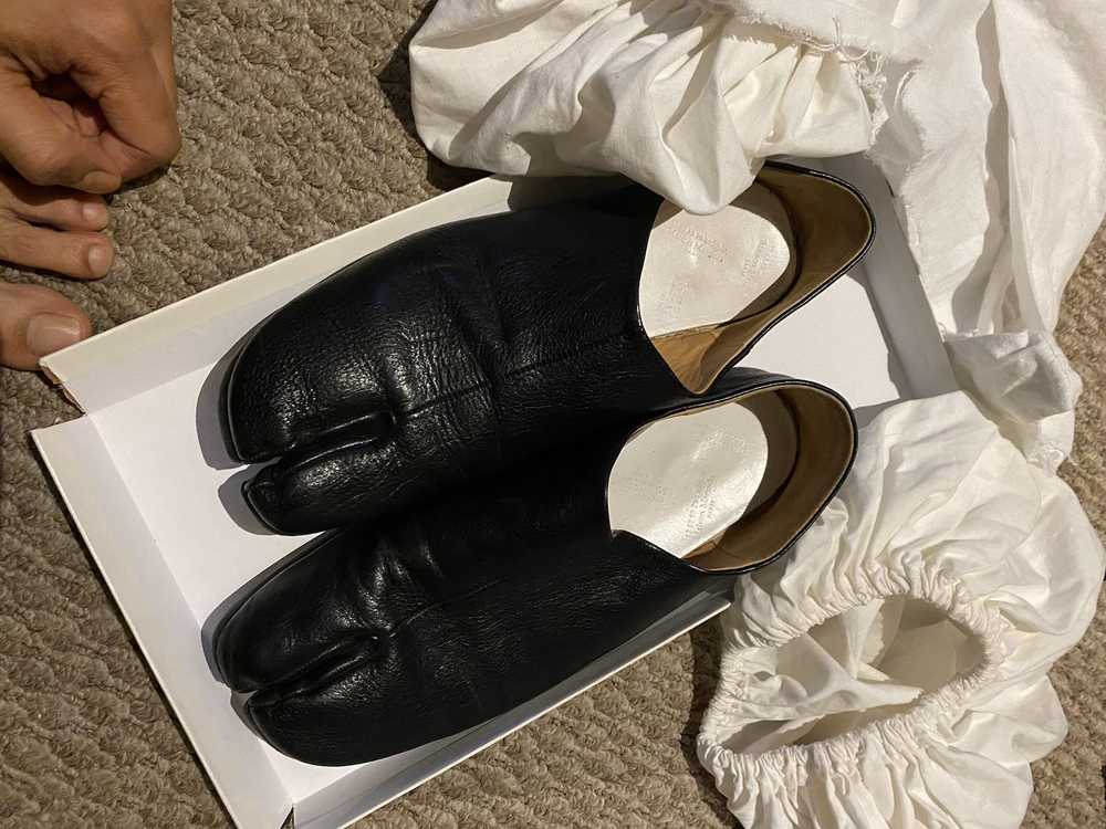 Maison Margiela Flat leather Tabi - image 1