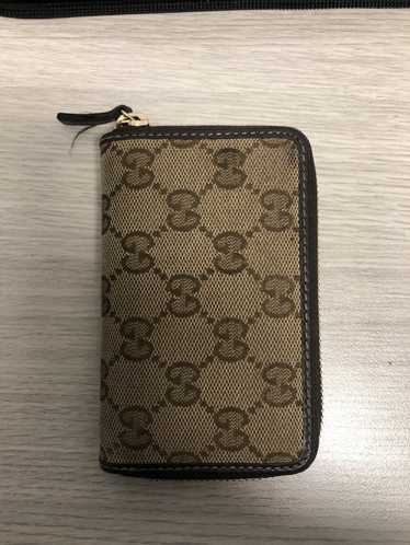 Gucci Authentic Gucci zip around wallet