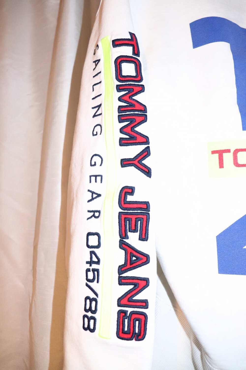 Tommy Hilfiger 90’s sailing logo hoodie - image 9