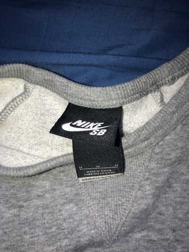 Nike Nike sb sweatshirt barely worn