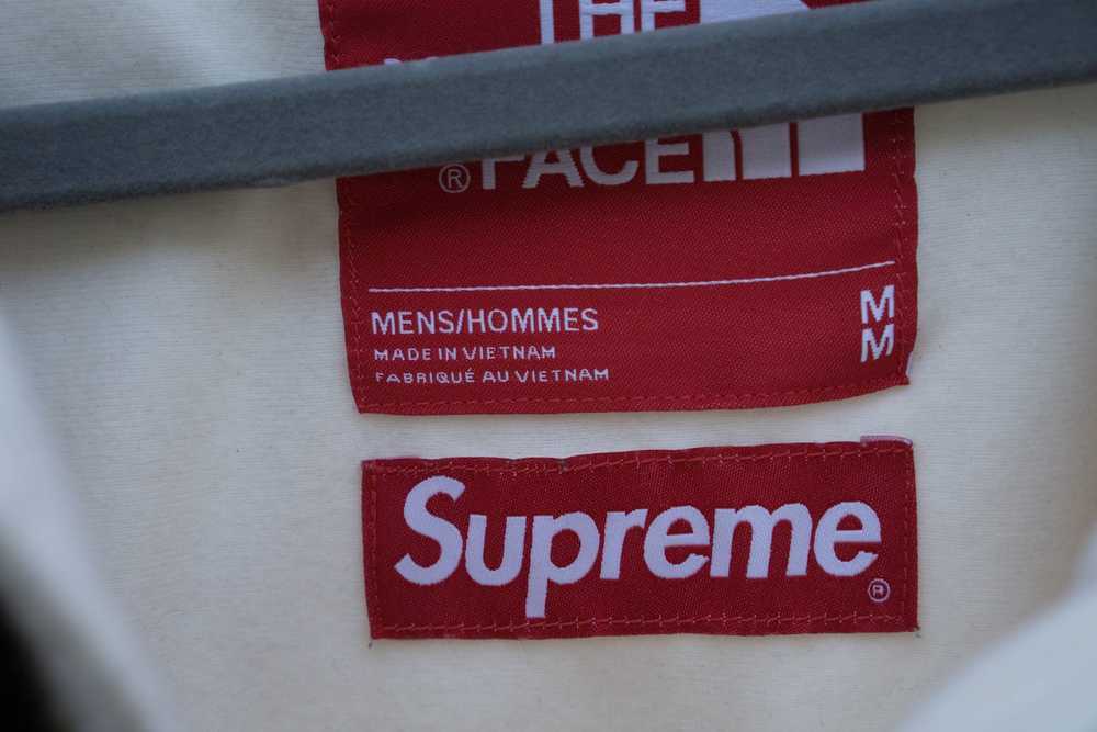 Supreme × The North Face Supreme TNF Natural Flee… - image 7