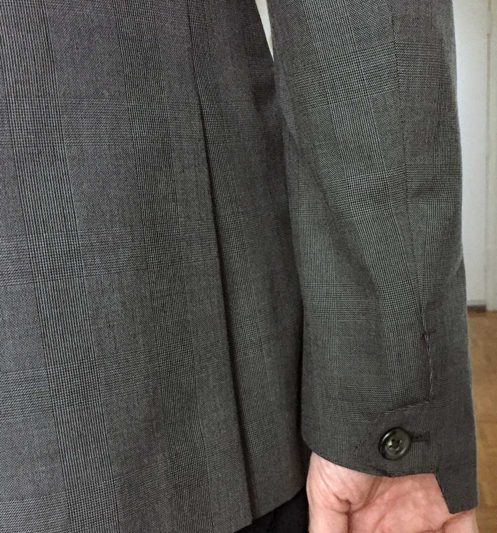Cloak CLOAK Mens fine plaid grey blazer, 2 button… - image 7