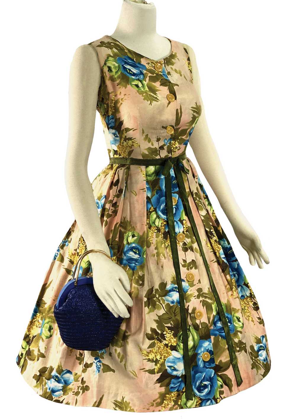 Late 1950s to Early 1960s Huge Blue Roses Dress- … - image 9