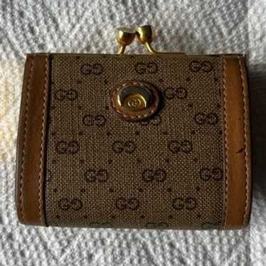 Vintage gucci coin - Gem