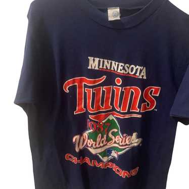Vintage 80s 90s 1987 Minnesota twins MLB shirt La… - image 1