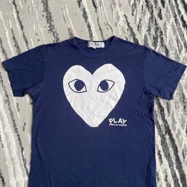 Comme Des Garcon homme Play tee size XL runs Smal… - image 1