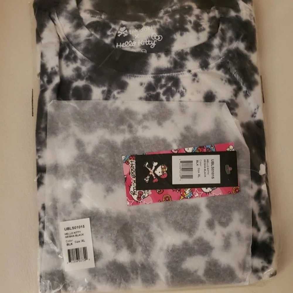 Tokidoki x Hello Kitty XL T-Shirt/Tote Bag Bundle - image 2