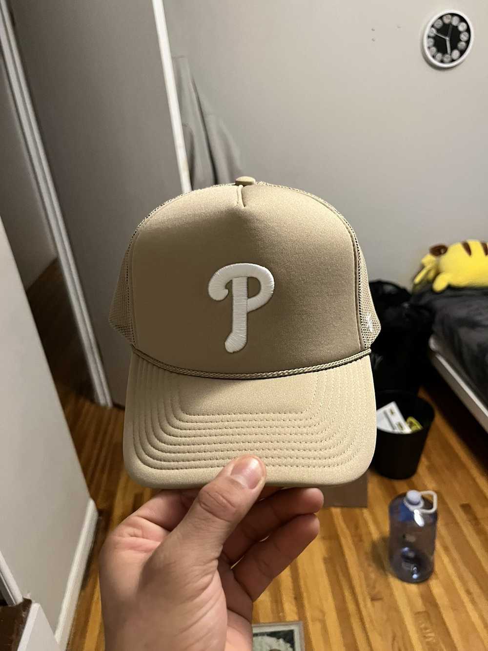MLB × Vintage Pirates Trucker hat - image 1