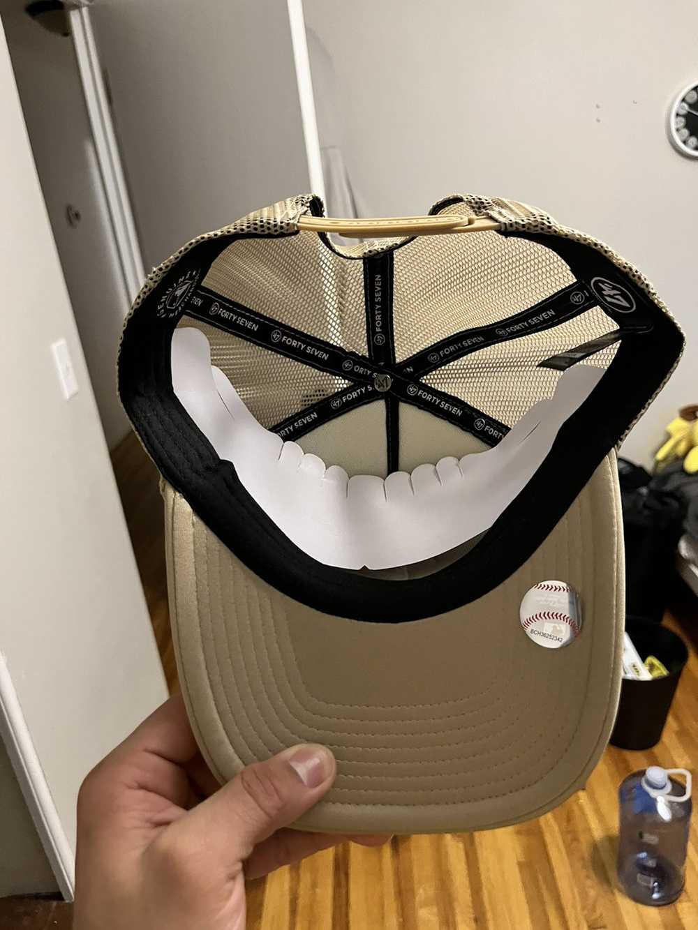MLB × Vintage Pirates Trucker hat - image 5