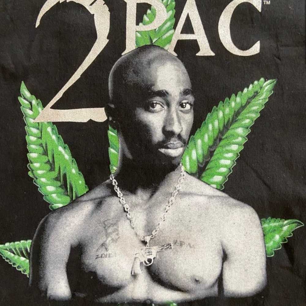 Vintage Tupac Shirt - image 5