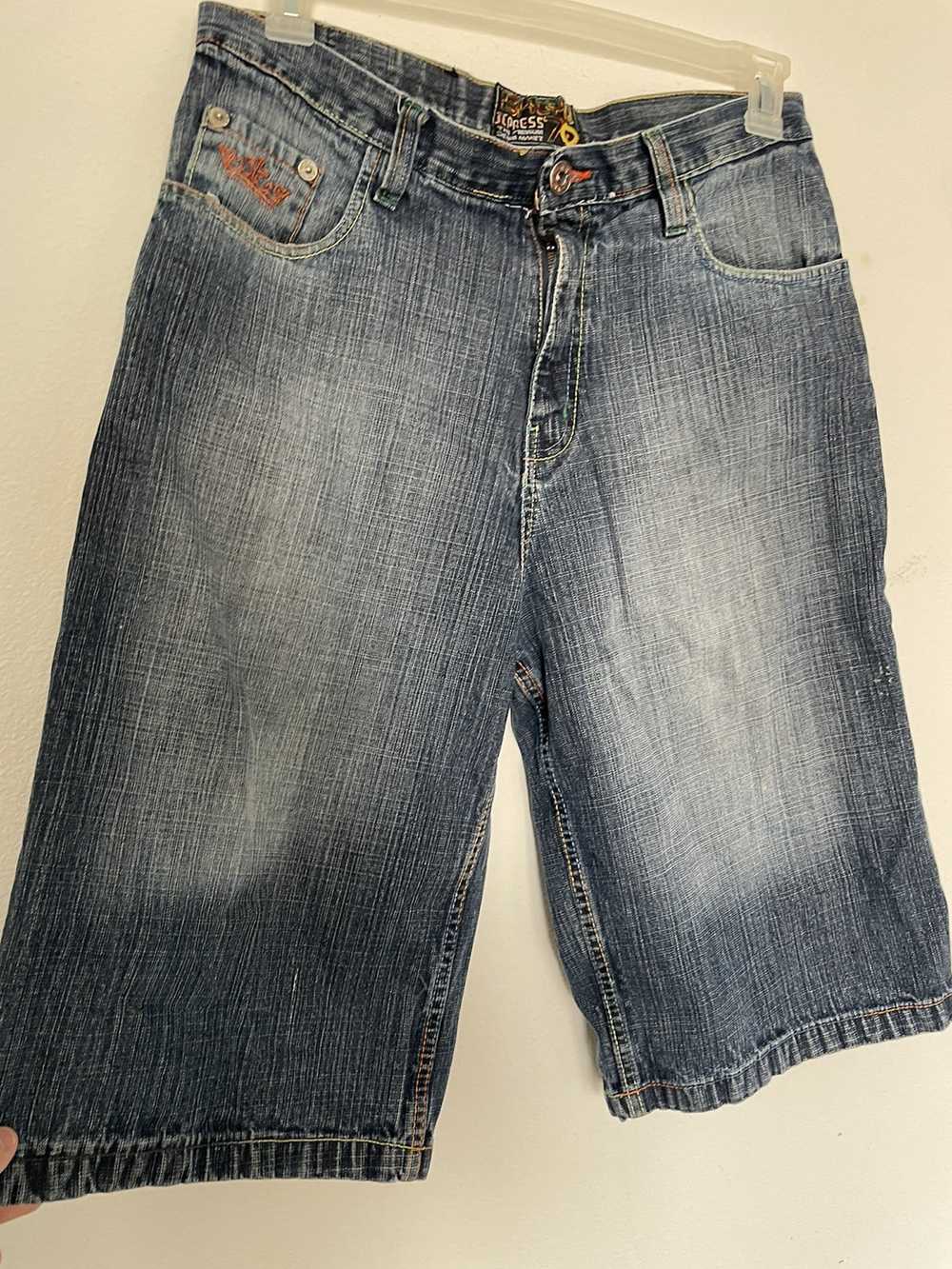 Vintage Vintage y2k BKLN Express jean shorts - image 6