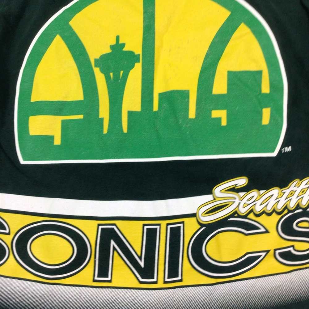 Vintage Seattle Sonics NBA all over graphic T-shi… - image 5