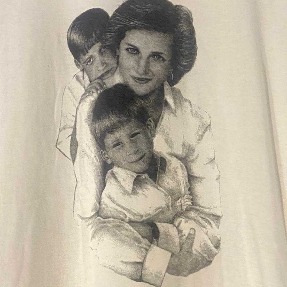 Vintage Princess Diana T-Shirt - image 4