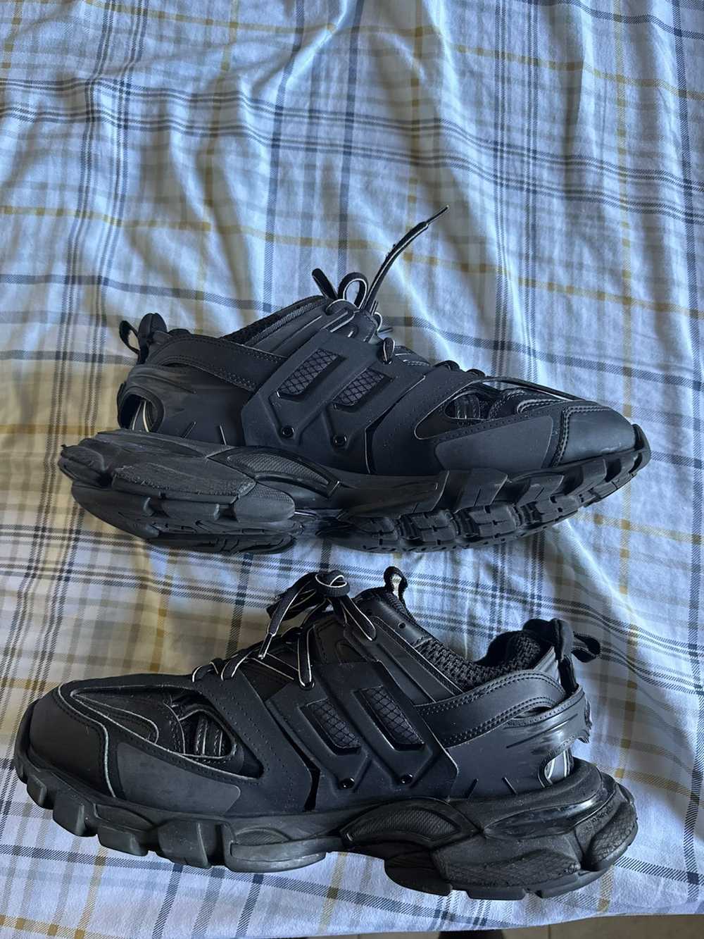 Balenciaga Balenciaga Track Sneakers - SIZE 43 - image 3