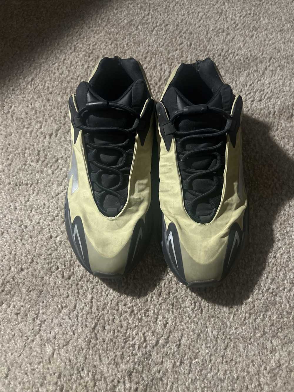 Adidas Yeezy 700 MNVN - image 3