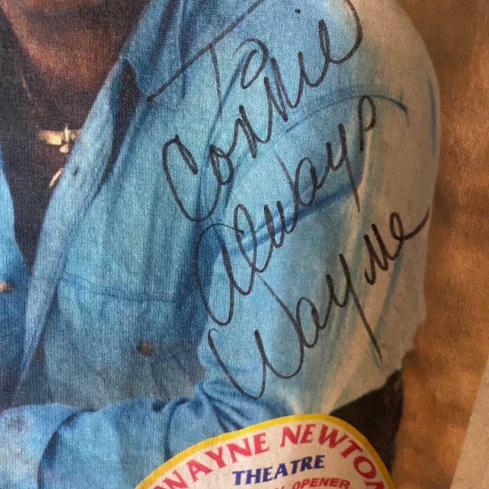 Wayne Newton Autographed Tshirt Size X-Large Sing… - image 2